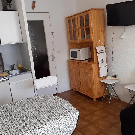 4 Pers Au Sauze Avec Balcon Et Parking - Fr-1-165a-114 *