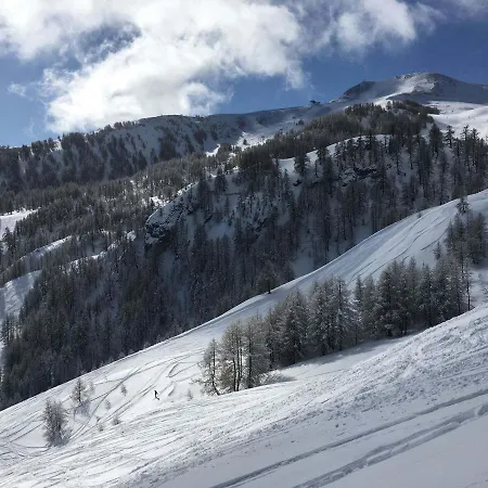 Apartament 4 Pers Au Sauze Avec Balcon Et Parking - Fr-1-165a-114 *