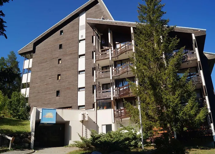 4 Pers Au Sauze Avec Balcon Et Parking - Fr-1-165a-114 Enchastrayes